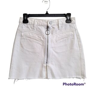 Blank NYC Distressed White Denim Front Zip Mini Skirt Size 24